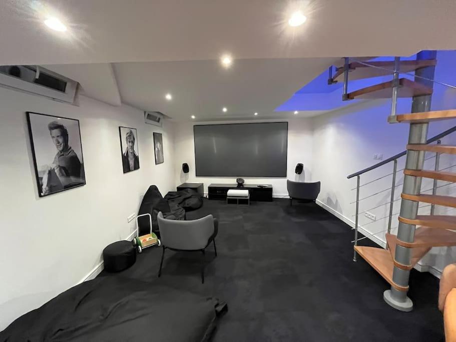 Apartment Hollywood 9 People - Khbnb Center Strasbourg