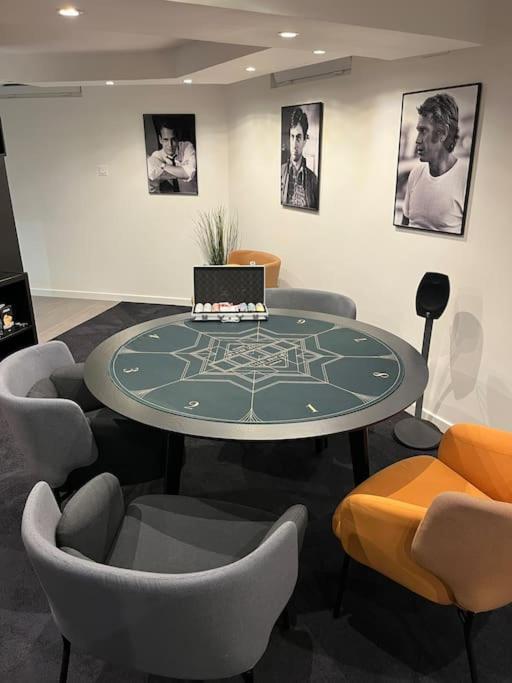 Appartement Hollywood 9 People - Khbnb Center *